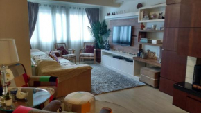 Отель Lindo apartamento no centro de Canela  Canela